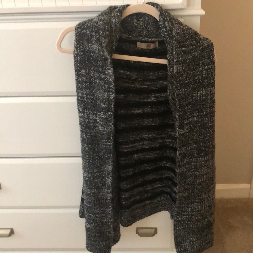 NWOT Look black & gray sweater vest